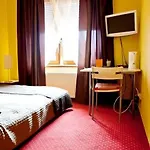 Ventana Free Parking Sniadanie W Cenie Познань