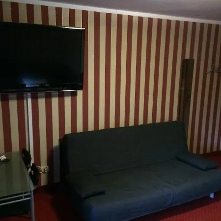 Bed & Breakfast Villa Ventana Poznan City Free Parking Sniadanie W Cenie 3*