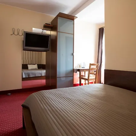 Ventana Free Parking Sniadanie W Cenie 3* Poznań
