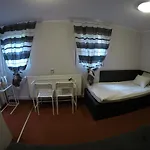 Bed & Breakfast Villa Ventana Poznan City Free Parking Sniadanie W Cenie Poznan
