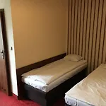Bed & Breakfast Villa Ventana Poznan City Free Parking Sniadanie W Cenie 3*