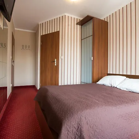Ventana Free Parking Sniadanie W Cenie 3* Posen