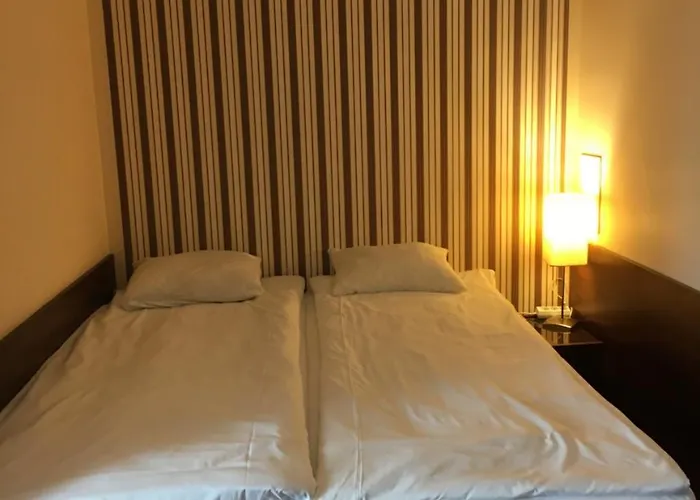 Ventana Free Parking Sniadanie W Cenie 3* Poznań